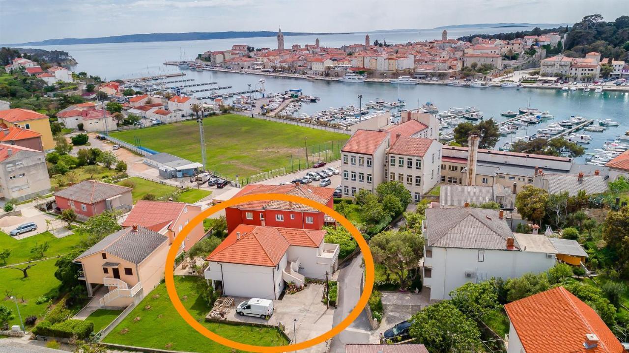 Apartments Toni Banjol Εξωτερικό φωτογραφία