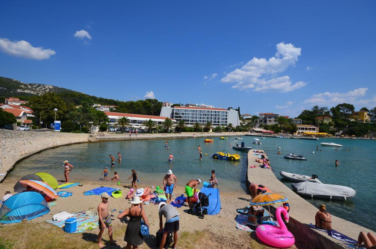Apartments Toni Banjol Εξωτερικό φωτογραφία