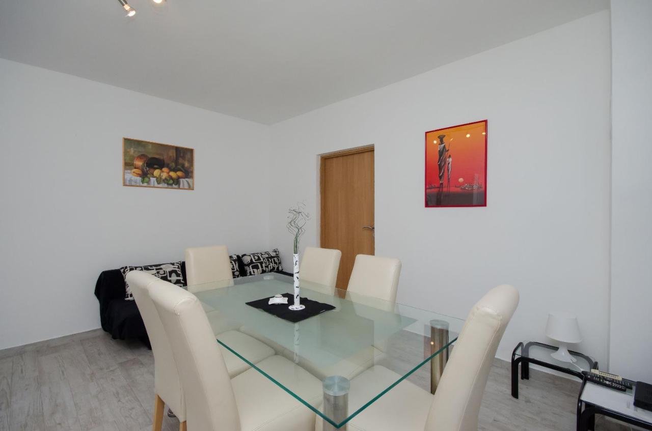 Apartments Toni Banjol Εξωτερικό φωτογραφία